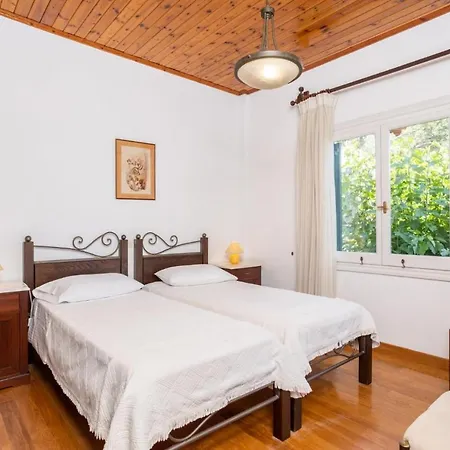 Elpida Villa Katavolos